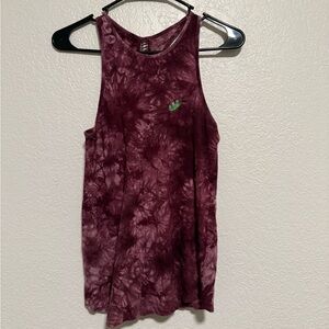 Stylish Maroon Tie-Dye Tank Top